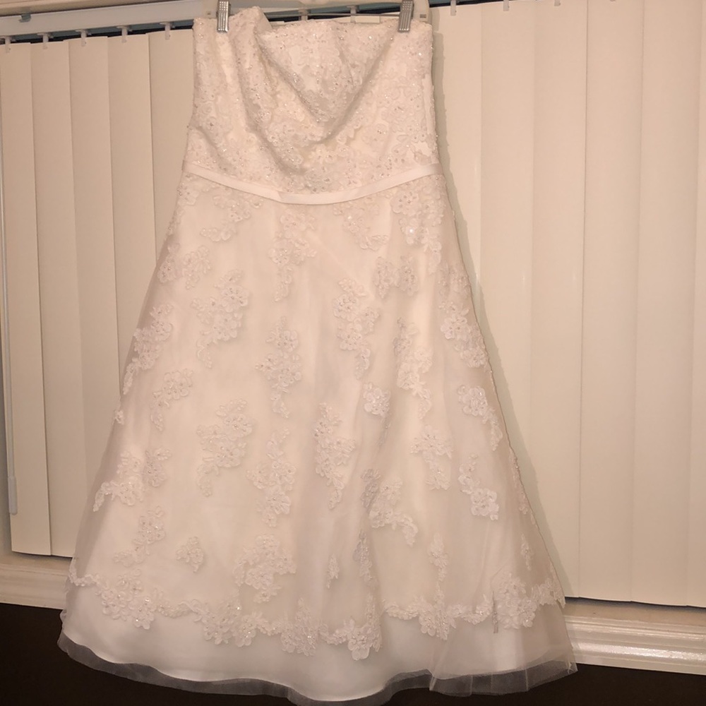 NWOT DAVIDS BRIDAL GALINA IVORY BEADED EMBELLISHED CORSET MIDI WEDDING DRESS W16